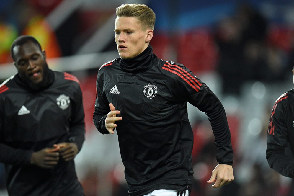 Scott McTominay Resmi Teken Kontrak Jangka Panjang di Manchester United Scott McTominay Resmi Teken Kontrak Jangka Panjang di Manchester United