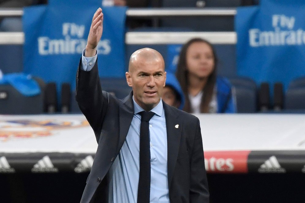 Zidane Pasrah Soal Kartu Merah Ramos