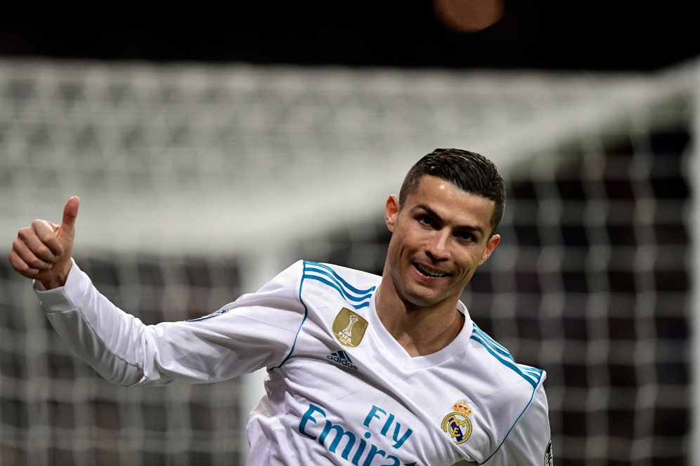 Tegaskan Komitmen, Ronaldo: Saya Cinta Real Madrid! Tegaskan Komitmen, Ronaldo: Saya Cinta Real Madrid!