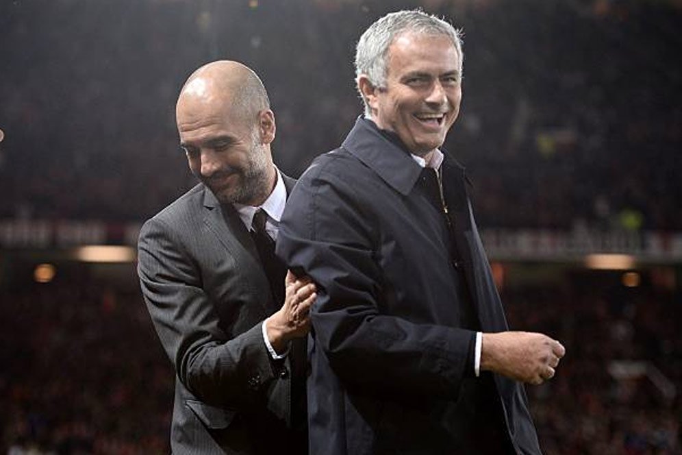 Gerrard Inginkan Manchester United vs Manchester City di Liga Champions Gerrard Inginkan Manchester United vs Manchester City di Liga Champions