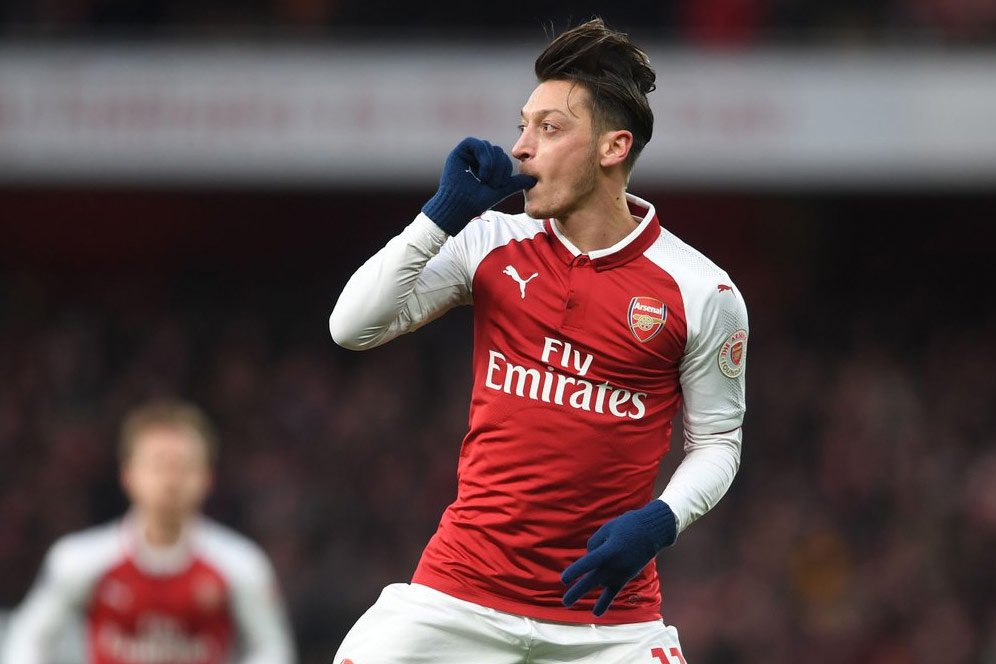 Bayar Mahal Ozil, Arsenal Malah Untung. Kok Bisa? Bayar Mahal Ozil, Arsenal Malah Untung. Kok Bisa?