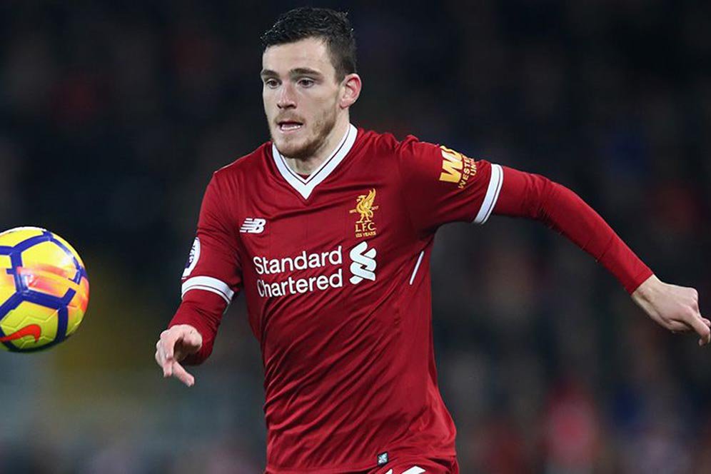 Riise Kagum dengan Performa Robertson Riise Kagum dengan Performa Robertson