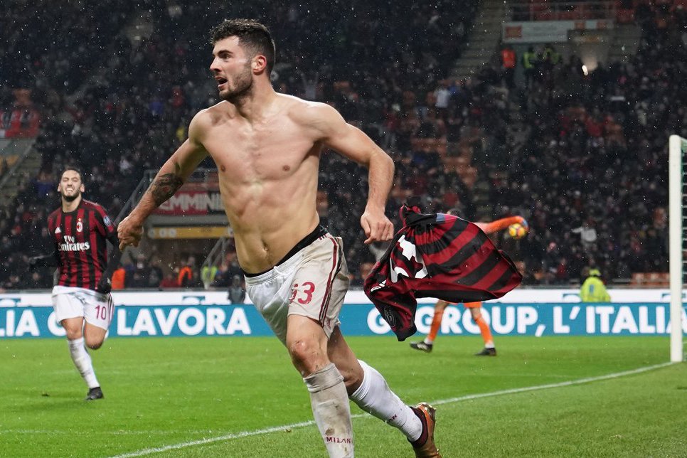 Hasil Pertandingan AC Milan vs Inter Milan: Skor 1-0 Hasil Pertandingan AC Milan vs Inter Milan: Skor 1-0