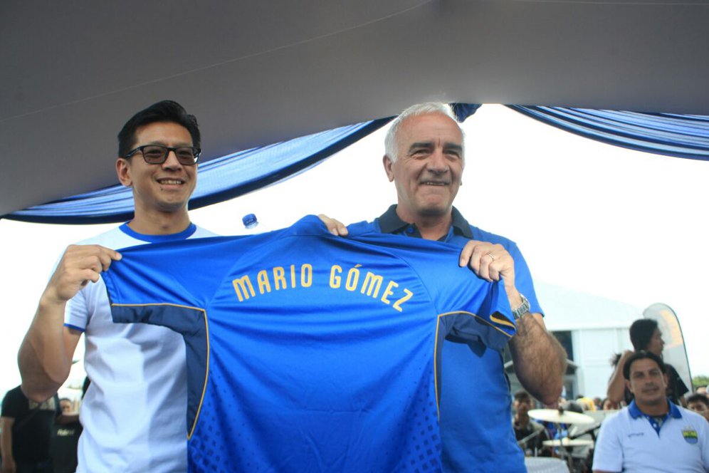 Kehadiran Mario Gomez Lahirkan Optimisme Persib Musim Depan Kehadiran Mario Gomez Lahirkan Optimisme Persib Musim Depan