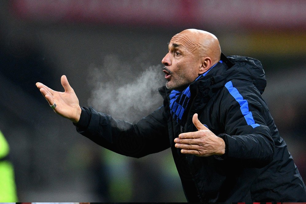 Spalletti Tak Ingin Membicarakan De Vrij