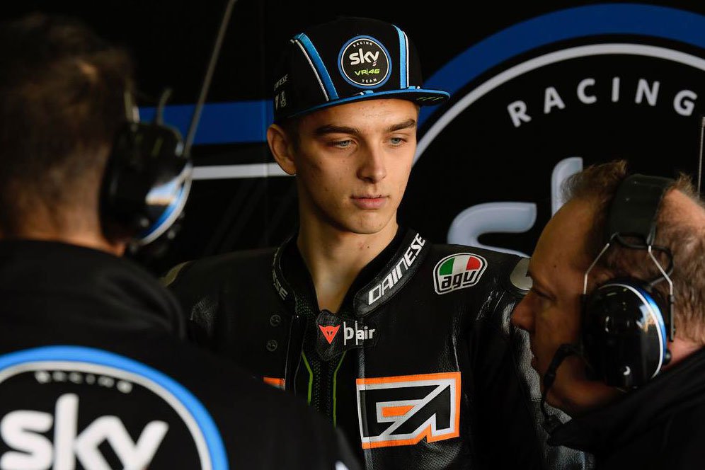 Luca Marini: Valentino Rossi Bisa Balapan Sampai 60 Tahun! Luca Marini: Valentino Rossi Bisa Balapan Sampai 60 Tahun!