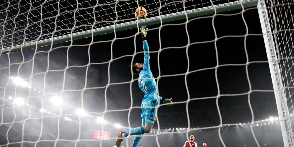 Salah satu aksi David De Gea saat lawan Arsenal.