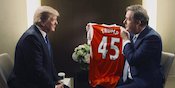 Donald Trump Ditawari Jadi Pelatih Baru Arsenal, Kok Bisa? Donald Trump Ditawari Jadi Pelatih Baru Arsenal, Kok Bisa?