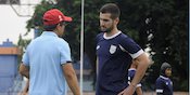 Pemain Terbaik Tajikistan Masih Butuh Adaptasi di Persela Pemain Terbaik Tajikistan Masih Butuh Adaptasi di Persela