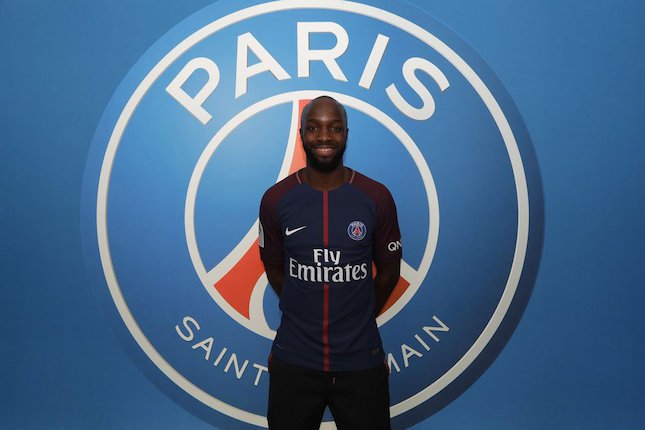 Asal Mula Konflik dan Kerugian Karier Lassana Diarra Asal Mula Konflik dan Kerugian Karier Lassana Diarra