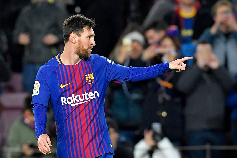 Laudrup Minta Komparasi Messi dengan Dybala Dihentikan Laudrup Minta Komparasi Messi dengan Dybala Dihentikan