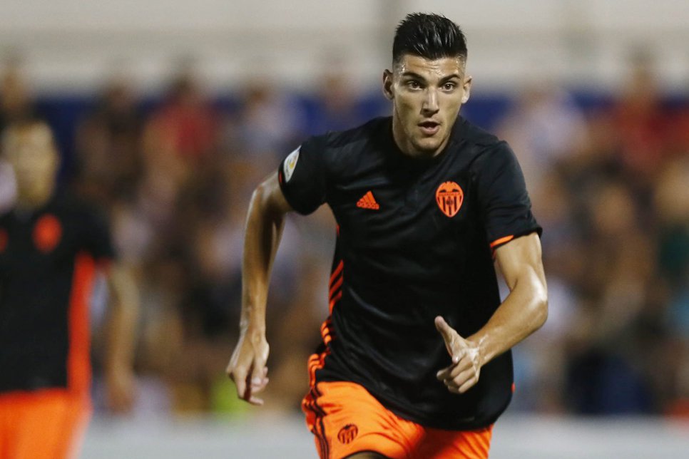 Rafa Mir: Valencia Tolak Empat Tawaran Madrid Rafa Mir: Valencia Tolak Empat Tawaran Madrid