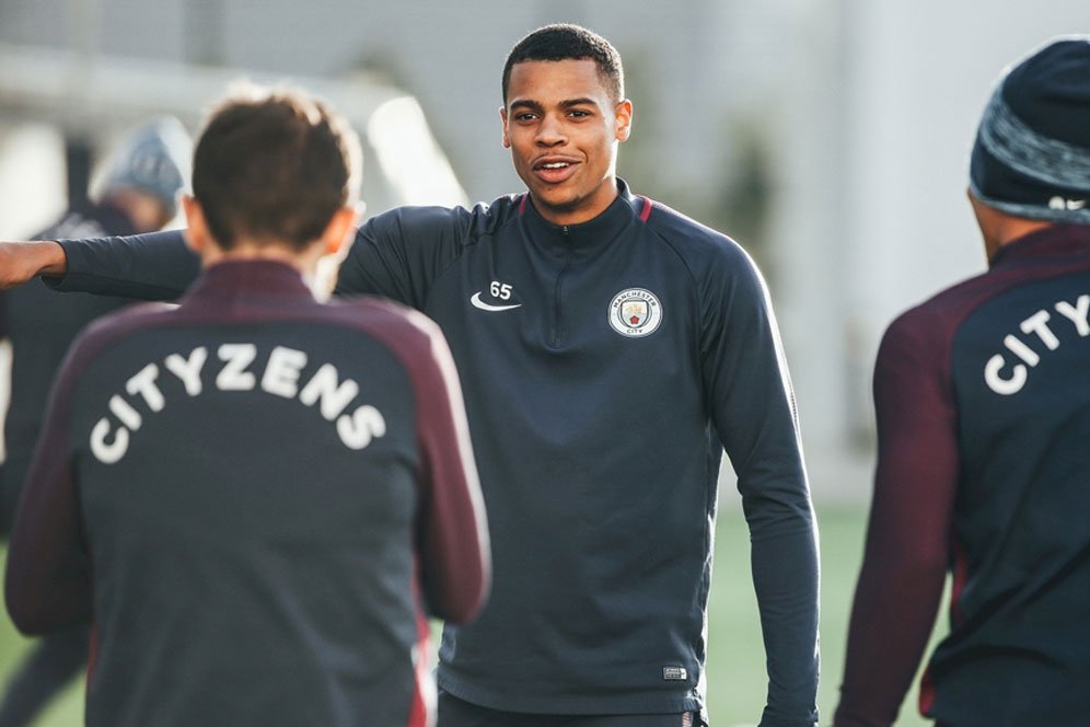 Tampil Impresif, Man City Beri Striker Ini Kontrak Baru Tampil Impresif, Man City Beri Striker Ini Kontrak Baru