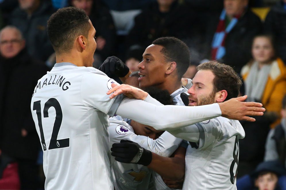 Meski Tipis, Peluang Juara United Masih Ada Menurut Smalling Meski Tipis, Peluang Juara United Masih Ada Menurut Smalling