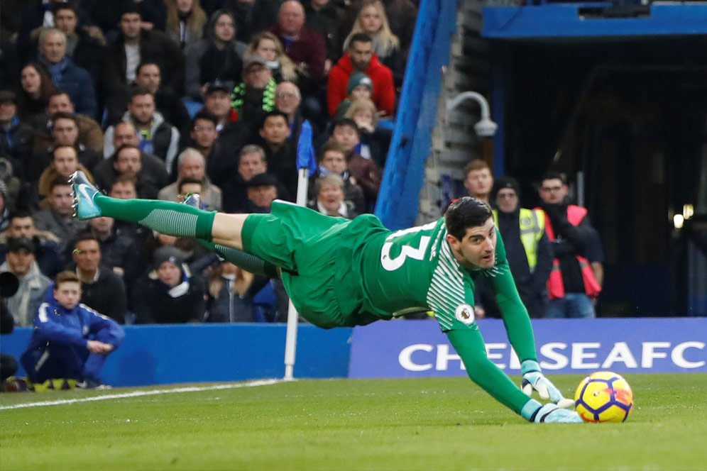 Courtois Merasa Ada yang Aneh dengan Gegar Otak Karius Courtois Merasa Ada yang Aneh dengan Gegar Otak Karius