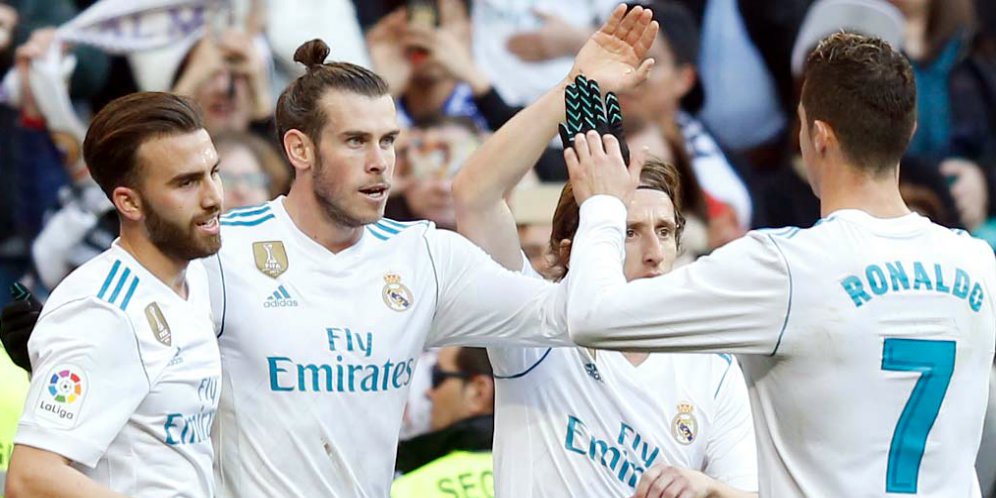 Para pemain Madrid rayakan gol Bale.