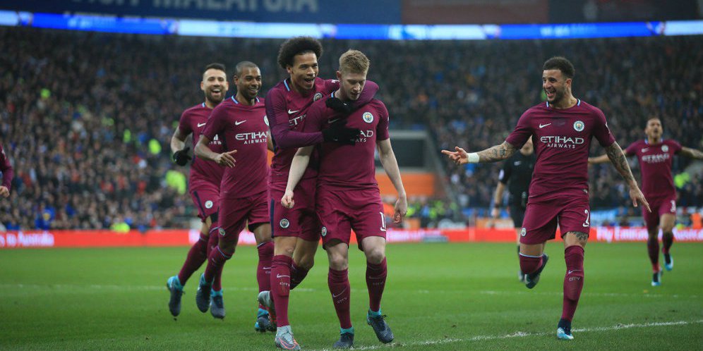Sane ikut rayakan gol De Bruyne