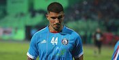 Respek pada Mitra Kukar, Bek Arema FC Ini Masih Pikir-pikir Lakukan Selebrasi Respek pada Mitra Kukar, Bek Arema FC Ini Masih Pikir-pikir Lakukan Selebrasi