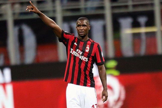 Bek Tengah - Cristian Zapata