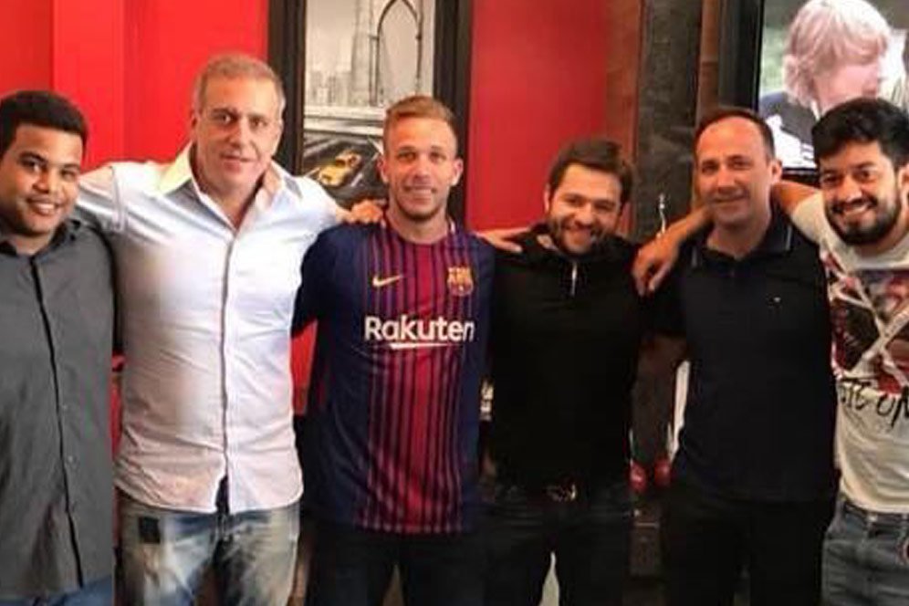 Arthur: Barca Tim Terbesar, Impian Semua Pemain