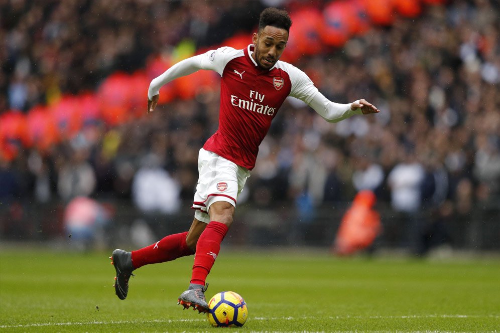 Kanu Dukung Aubameyang Bawa Arsenal Juara EPL Kanu Dukung Aubameyang Bawa Arsenal Juara EPL