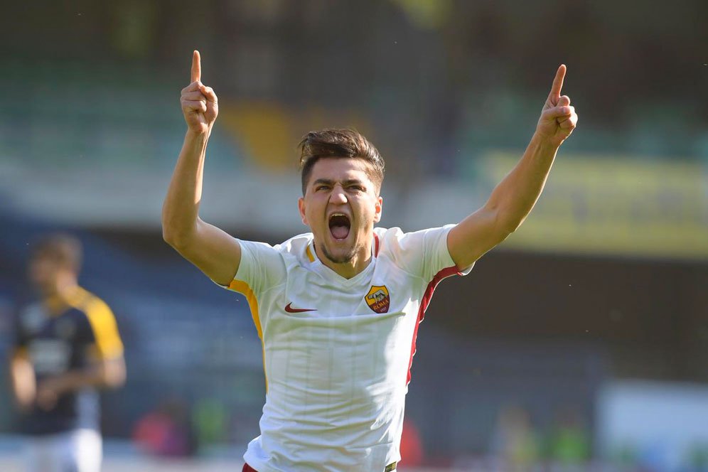 Hasil Pertandingan Hellas Verona vs AS Roma: Skor 0-1 Hasil Pertandingan Hellas Verona vs AS Roma: Skor 0-1