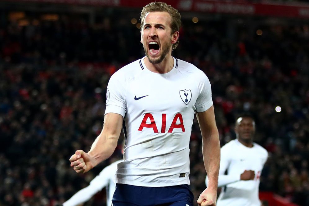 Kane Akhirnya Cetak 100 Gol, Shearer: Kok Lama Sekali?