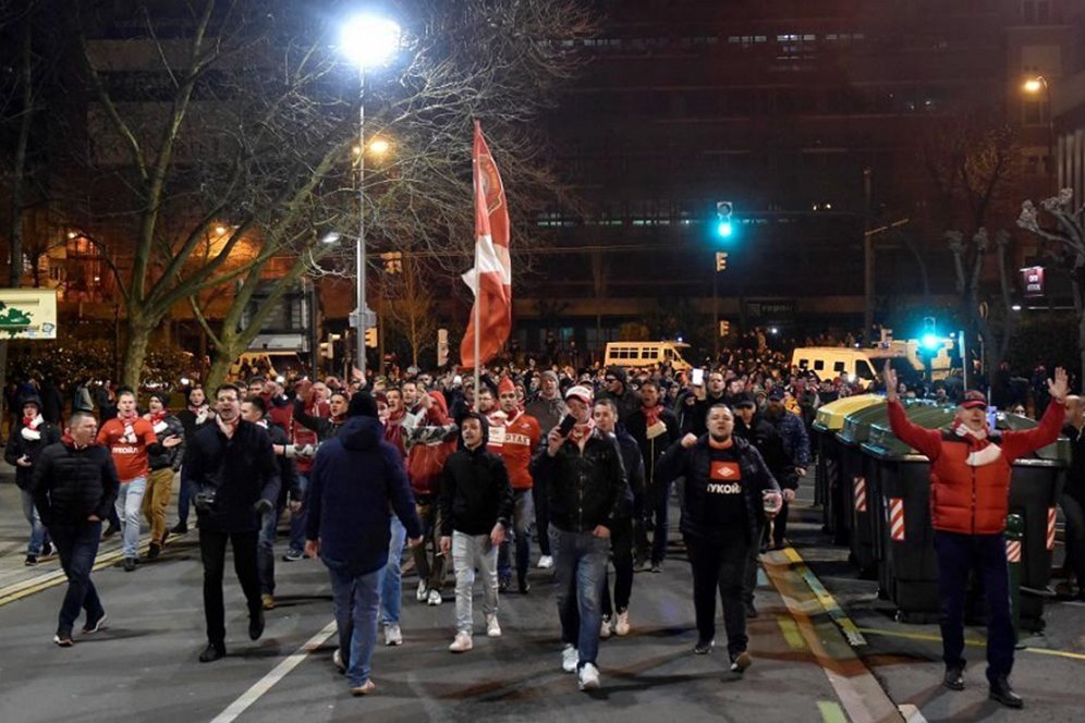 Video: Kerusuhan Spektakuler Antara Ultras Bilbao dan Spartak Moskow Video: Kerusuhan Spektakuler Antara Ultras Bilbao dan Spartak Moskow