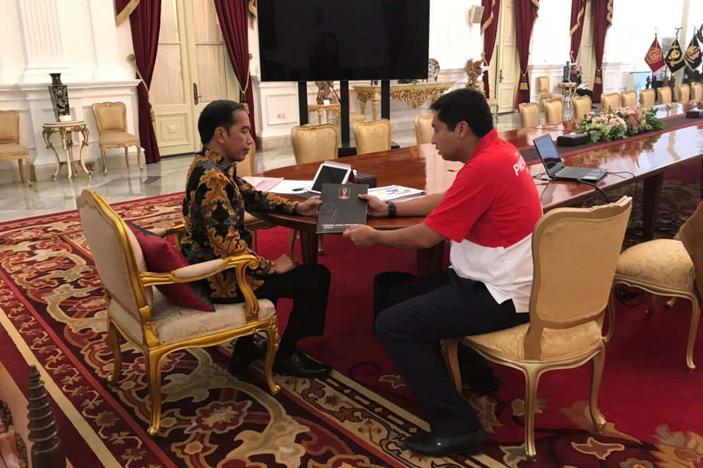Presiden Jokowi Terima Laporan Piala Presiden 2018