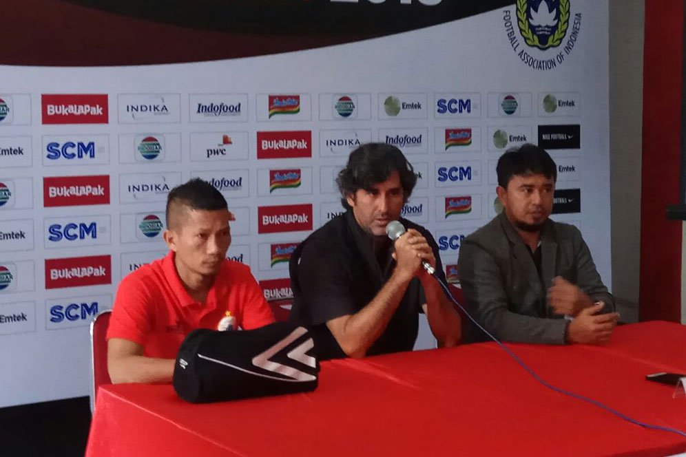 Usai Kalah dari Persib, Pelatih Persija Bicara Peluang Juara di Musim Ini Usai Kalah dari Persib, Pelatih Persija Bicara Peluang Juara di Musim Ini