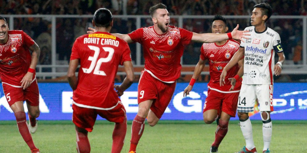 Selebrasi Gol Marko Simic