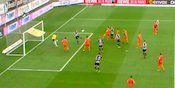 Video: Emulasikan Ibra, Pemain Ini Cetak Gol Scorpion Spektakuler Video: Emulasikan Ibra, Pemain Ini Cetak Gol Scorpion Spektakuler