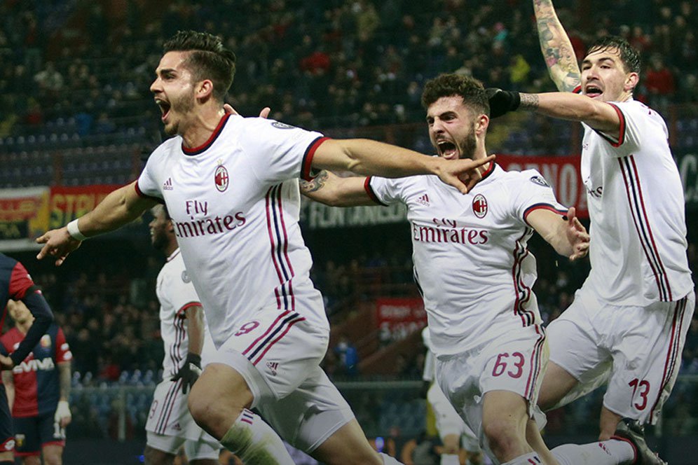Dikalahkan AC Milan, Pelatih Genoa Menyesalkan Strateginya Dikalahkan AC Milan, Pelatih Genoa Menyesalkan Strateginya