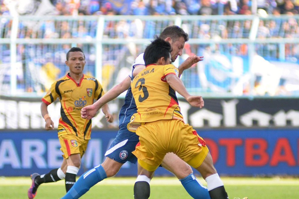 Kandaskan Madura United, Mitra Kukar Raih Kemenangan Perdana