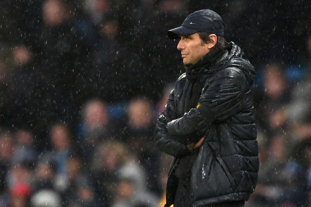 Berang! Conte Serang Balik Kritikus Bodoh Berang! Conte Serang Balik Kritikus Bodoh