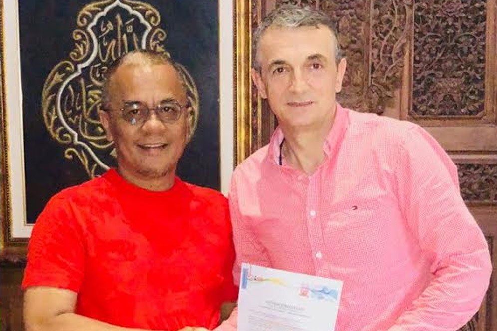 Resmi, Milomir Seslija Dapat Kontrak Satu Tahun di Madura United Resmi, Milomir Seslija Dapat Kontrak Satu Tahun di Madura United