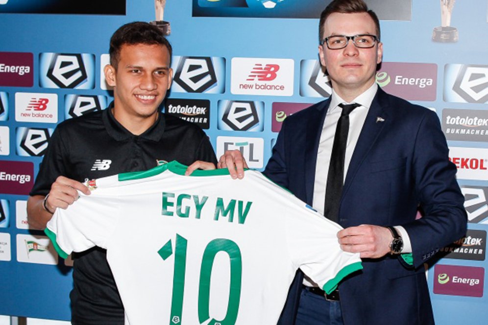 Doa Egy dan Lechia Gdansk untuk Korban Gempa Lombok dan Bali Doa Egy dan Lechia Gdansk untuk Korban Gempa Lombok dan Bali