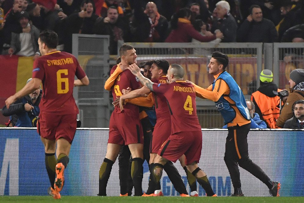 Lolos ke Delapan Besar, Nainggolan Raih Mimpinya Lolos ke Delapan Besar, Nainggolan Raih Mimpinya