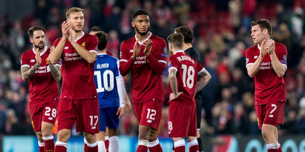 Para pemain Liverpool sesaat setelah laga 16 besar Liga Champions kontra FC Porto berakhir
