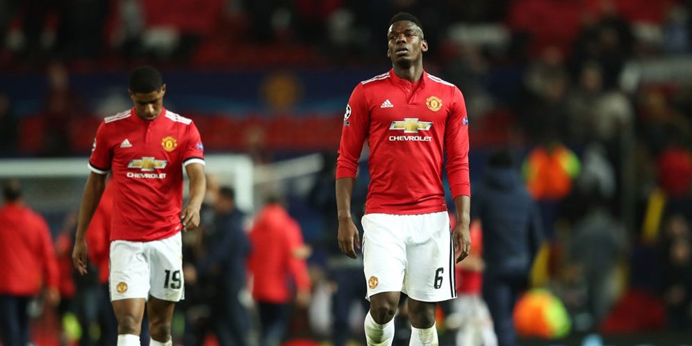 Paul Pogba kecewa dengan kekalahan MU atas Sevilla.