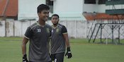 Djanur Akan Benahi Mental Penjaga Gawang Persebaya