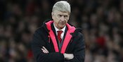 Campbell: Wenger Pantas Dihargai Lebih Campbell: Wenger Pantas Dihargai Lebih