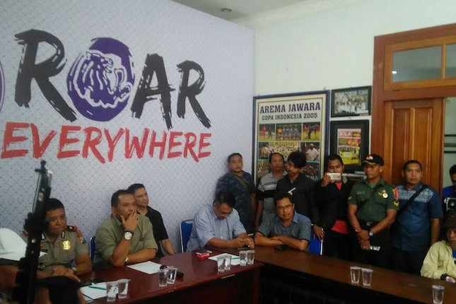 Pukulan Telak buat Arema Pukulan Telak buat Arema