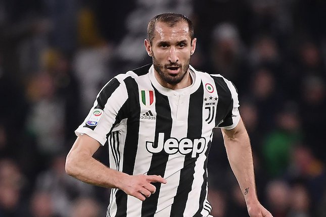 Berlaku Juga untuk Chiellini Berlaku Juga untuk Chiellini