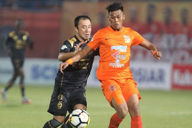 Komposisi Lini Depan Komposisi Lini Depan