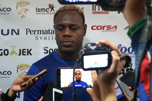 Victor Igbonefo (33 Tahun) Victor Igbonefo (33 Tahun)