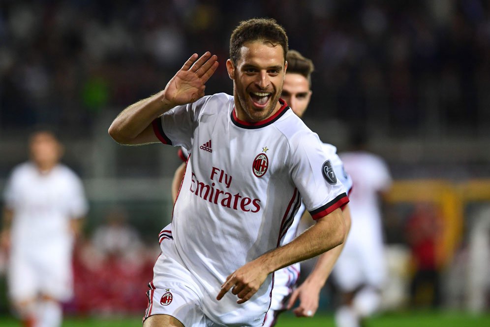 Laga Torino vs AC Milan Diwarnai Kartu Merah dan Penalti Gagal Laga Torino vs AC Milan Diwarnai Kartu Merah dan Penalti Gagal