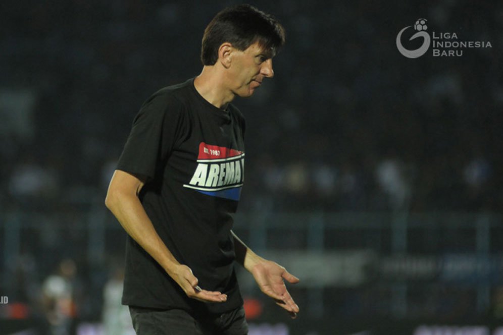 Milan Petrovic: Sepak Bola Bukan Ajang Kebencian Milan Petrovic: Sepak Bola Bukan Ajang Kebencian