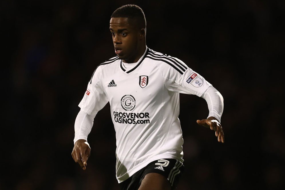 Digosipkan Gabung MU, Begini Komentar Ryan Sessegnon