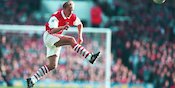 Mengintip Arsenal 'The Invincibles' yang Serius tapi Santai dari Balik Layar